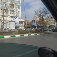 ملک ویلایی .دارای پروانه ساختمانی.در محله معلم