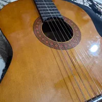 گیتار یاماها c40|گیتار، بیس، امپلیفایر|لنگرود, |دیوار