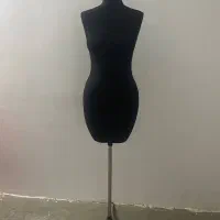 مانکن تمیز اصلا استفاده کرده نیست سایز ۴۰