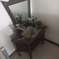 کنسول و آینه