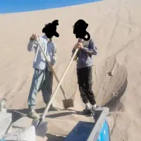 کارگر ساده هستم