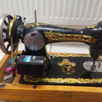 چرخ خیاطی قدیمی سالم سالم هیچ مشکلی نداره