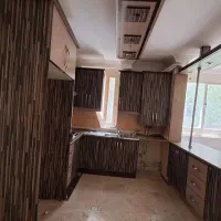 اندرزگو /105 متر /اداری/  3 خوابه / دو کله