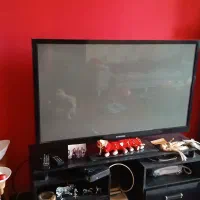 تلوزیون52 اینچ