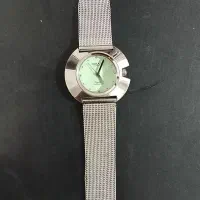 ساعت اوماکس قدیمی وخاص