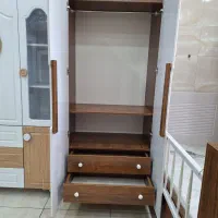 کمد ویترین ۳ درب-- نی‌نی چوب