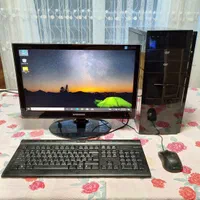 ۴هسته با رم ۸ هارد ۵۰۰ و ssd گرافیک ۲ مانیتور ۲۰