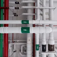 لوله‌کشی و لوله‌بازکنی فوری+بازسازی تخصصی ساختمان