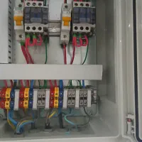 اجرای کار اب فاضلاب و برق