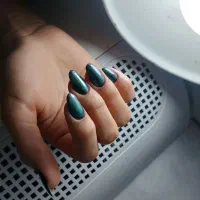 کاشت ناخن|خدمات آرایشگری و زیبایی|ساوه, |دیوار