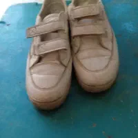 کفش در حد نو سالم