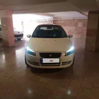 رانا پلاس ، 6 دنده سقف پانا