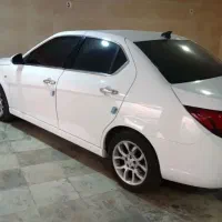 خودرو دنا پلاس دستی مدل 1402