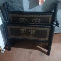 تخت یک نفره فلزی