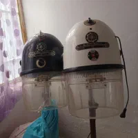 صندلی و سشوار در حد نو