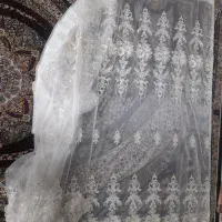 دوتا شال پرده مخمل عرض دومتر و پرده حریر گل برجسته|پرده، رانر، رومیزی|خرم‌آباد (تنکابن), |دیوار