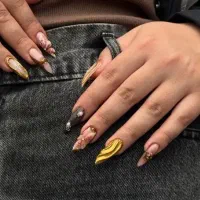 کاشت ناخن|خدمات آرایشگری و زیبایی|کنگاور, |دیوار