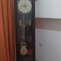 ساعت ایستاده ومیزتلفن