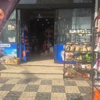 فروشنده سوپر مارکت