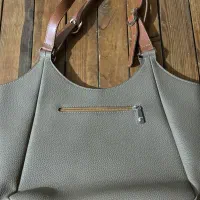 کیف دوشی برتونیکس