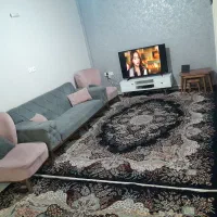 مبل ۷ نفره با میز و سه تا عسلی