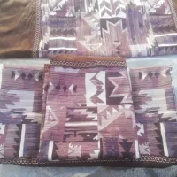 روبالشتی جدید 4 تاش 300 تومان مقطوع|رختخواب، بالش، پتو|شیراز, شیخ روزبهان|دیوار