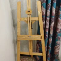 سه پایه بوم نقاشی