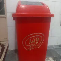 سطل آشغال بزرگ