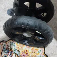 کالسکه دوقلو