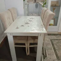 میز ناهار خوری چهارنفره