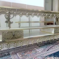 میز کلکسیونی