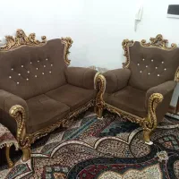 مبل نه نفره شیک همراه عسلی ها و میز