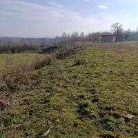 فروش-زمین-با-خونه-ویلایی-15-هزار-متر-مربع