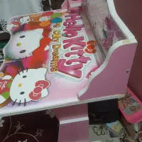 میز تحریر و مبل و جلو مبلی کودک درحد نو|اسباب و اثاث بچه|زهک, |دیوار