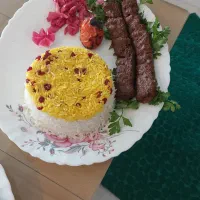 استخدام کمک آشپز  و سالن دار  و ظرفشور