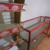 فروش فوری ویترین وقفسه استند