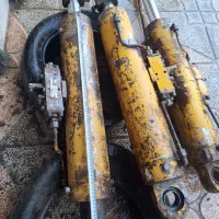 ۳عدد جک هیدرولیک سیلندار سالم
