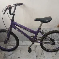 به علت کم جا بودن