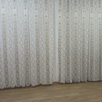 پرده همراه زیر پرده