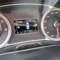 کوئیک RS سفید مشکی