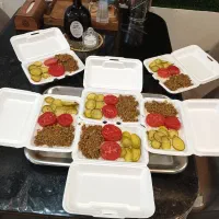 نیازمند همکار و سالن دار