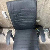 صندلی چرخدار مناسب اداری و منزل