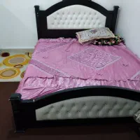 تخت دونفره سلطنتی باتشک