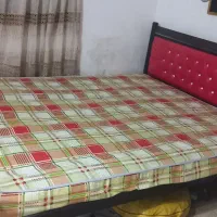 یک عدد تخت دو نفره فروش فوری
