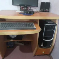 میز کامپیوتر