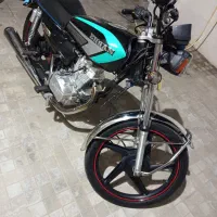 احسان ۴۰۲ مدارک کامل بیمه و کارت سوخت فعالقیمت ۹۰م