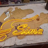 تابلو نئون سفارشی برای برند شما