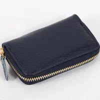 یک عدد کیف کارت بانکی گم شده