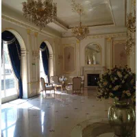 آپارتمان ۱۱۰ متری/ حاشیه بلوار غزالی/ دو خواب