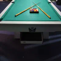 فروش میز پاکت بیلیارد فوق‌العاده تمیز